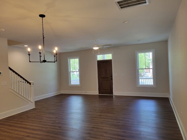 3907 Harkers Way in New Bern, NC - Building Photo - Building Photo