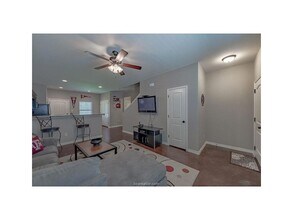 131 Watson St in Bryan, TX - Foto de edificio - Building Photo