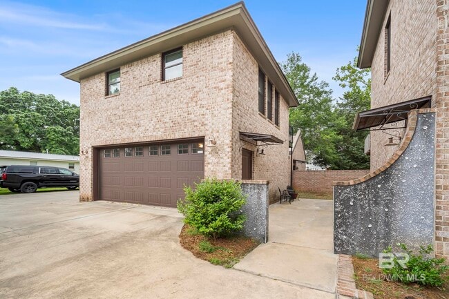 818 Manci Ave in Daphne, AL - Building Photo - Building Photo