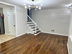 1190 Union St in Linden, NJ - Building Photo - Building Photo