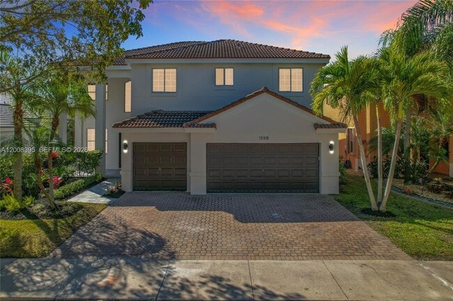 property at 1598 Sandpiper Cir