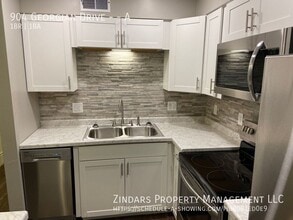904 Georgian Dr in Danville, IL - Building Photo - Building Photo