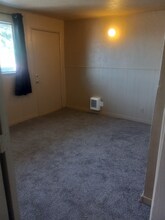 1639 Basin St SW, Unit 15 in Ephrata, WA - Foto de edificio - Building Photo