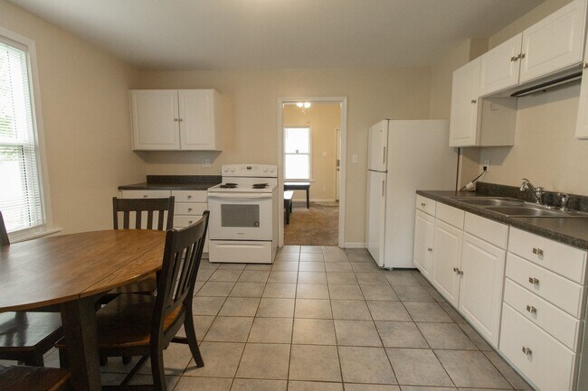 604 N 7th St in Columbia, MO - Building Photo - Building Photo