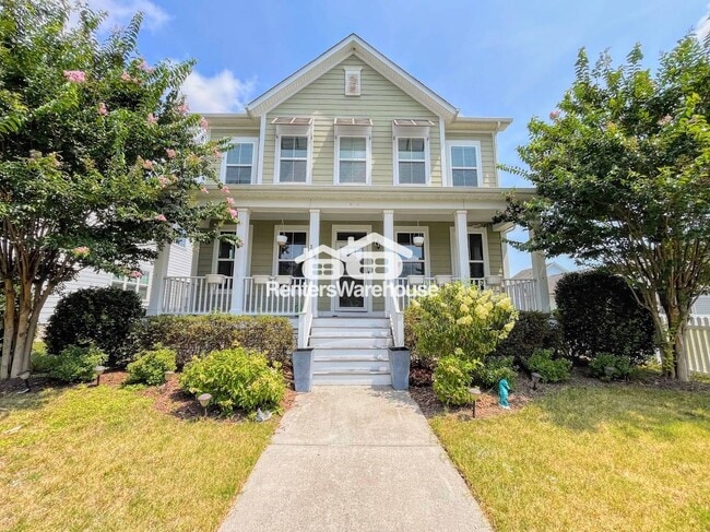 property at 3304 Patrick Henry Dr