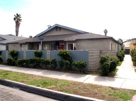 Fourplex Apartments