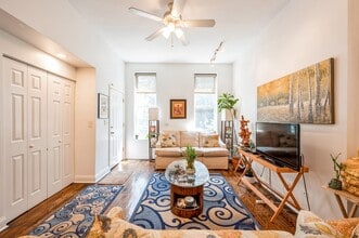 616 S Oakley Blvd in Chicago, IL - Building Photo - Building Photo