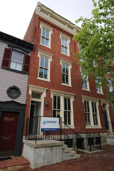 122-124 State St in Harrisburg, PA - Building Photo
