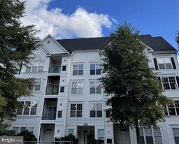 15620 Everglade Ln in Bowie, MD - Building Photo