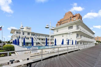 111 S Dudley Ave in Ventnor City, NJ - Foto de edificio - Building Photo