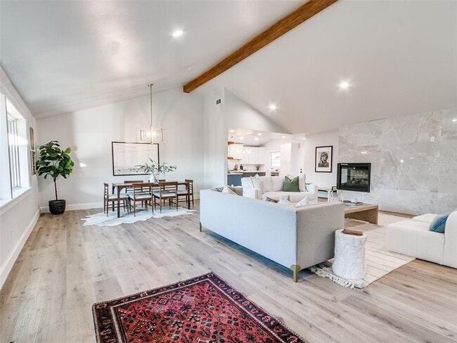 2101 NW 60th St in Oklahoma City, OK - Building Photo - Building Photo