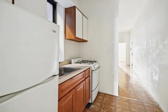 325 E 89th St in New York, NY - Building Photo - Building Photo