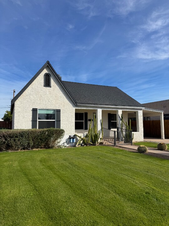 1616 E Willetta St in Phoenix, AZ - Building Photo