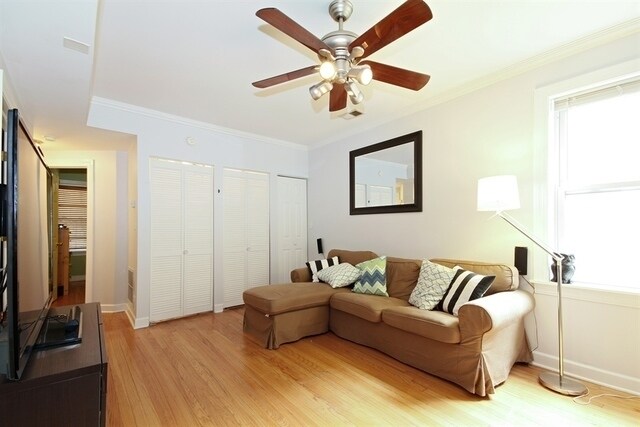 1436 W Roscoe St in Chicago, IL - Building Photo - Building Photo