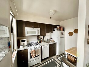26 Commonwealth Terrace in Boston, MA - Building Photo - Building Photo