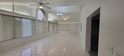 2516 56th Ave E in Bradenton, FL - Building Photo - Building Photo