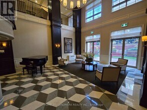 21 Burkebrook Pl in Toronto, ON - Building Photo - Building Photo