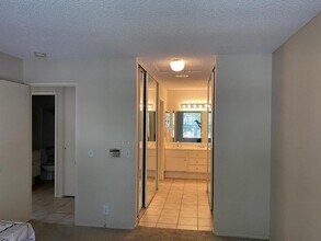 10894 Aderman Ave in San Diego, CA - Building Photo - Building Photo