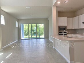 28613 Cozy Creek Dr in Wesley Chapel, FL - Foto de edificio - Building Photo