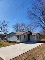 110 Ridgeway St in Excelsior Springs, MO - Building Photo