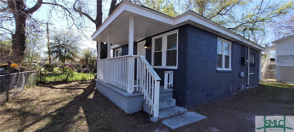 1415 Golden St, Unit -BEDROOM, 1-BATHROOM BUNG in Savannah, GA - Building Photo