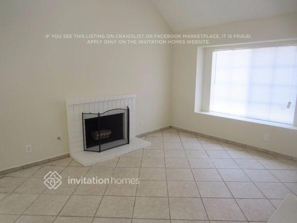 17140 Farwell St in Fontana, CA - Building Photo - Building Photo