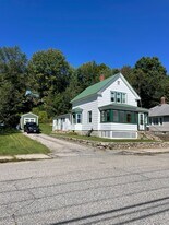 265 Norway St, Unit Mother-in-law apartment in Berlin, NH - Building Photo