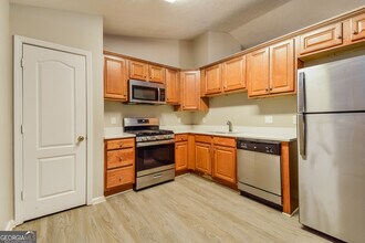 4481 Latchwood Dr in Stonecrest, GA - Building Photo - Building Photo