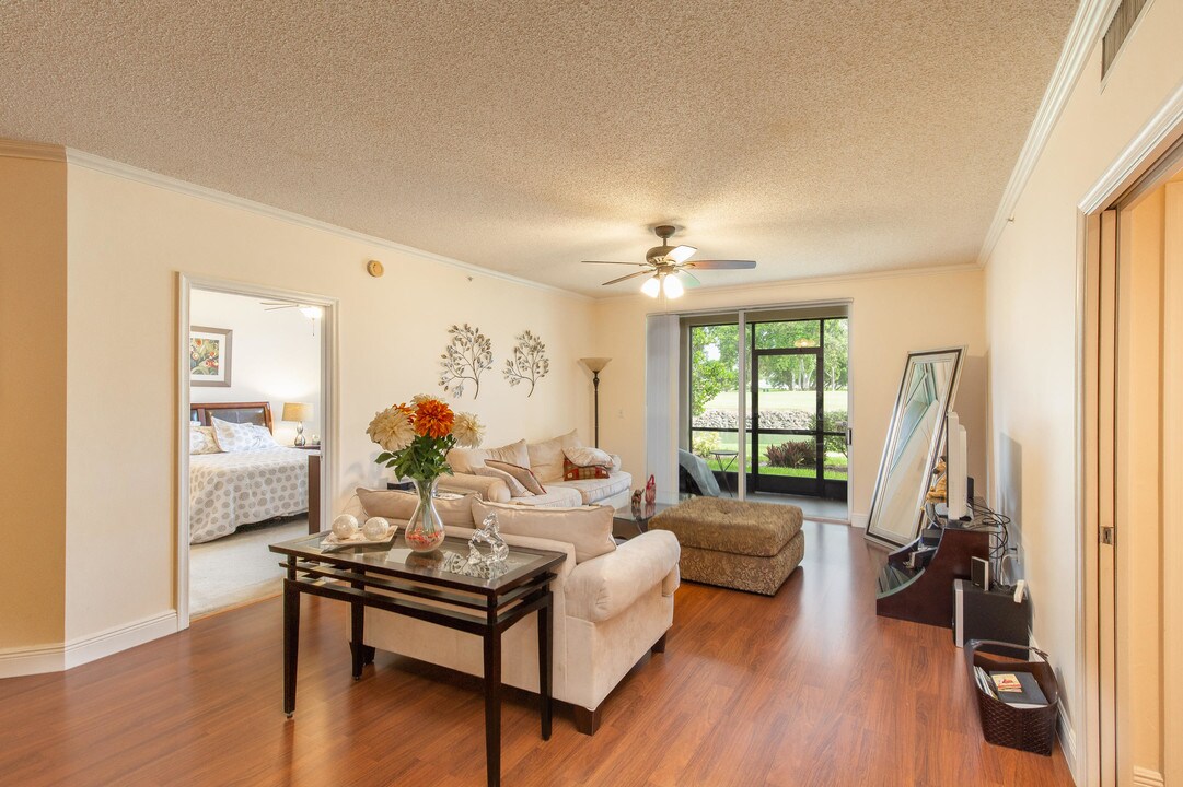 11710 St Andrews Place-Unit -103 in Wellington, FL - Building Photo