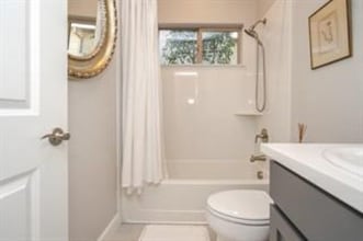 5009 Creekhollow Way in Roseville, CA - Building Photo - Building Photo