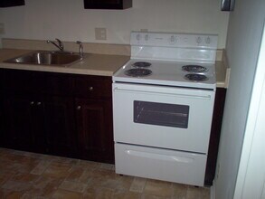 1417 8th St, Unit 2 in Tuscaloosa, AL - Building Photo - Building Photo