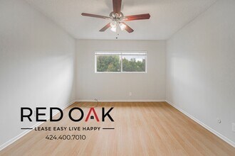 710 N Genesee Ave in Los Angeles, CA - Building Photo - Building Photo