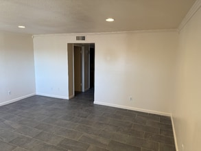 2803 S 1st Ave in Yuma, AZ - Foto de edificio - Building Photo