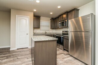 901 NW 6th St in Newcastle, OK - Building Photo - Building Photo