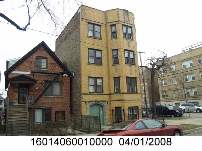 2559 W Haddon Ave in Chicago, IL - Building Photo - Building Photo