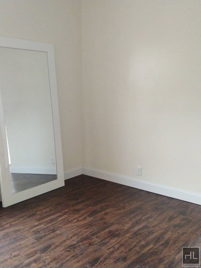 Sherwood Avenue Yonkers in Yonkers, NY - Building Photo - Building Photo