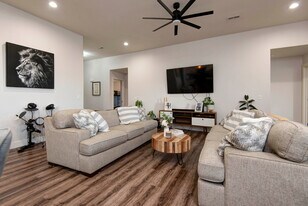 2382 Athens St in Ozark, MO - Building Photo