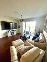 9208 Hillcroft Dr in Riverview, FL - Building Photo - Building Photo