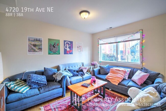 4720 19th Ave NE in Seattle, WA - Building Photo - Building Photo