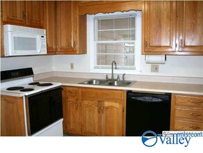 508 Greenacres Dr NW in Huntsville, AL - Building Photo - Building Photo