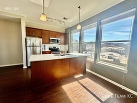 504 Grand Blvd in Kansas City, MO - Building Photo