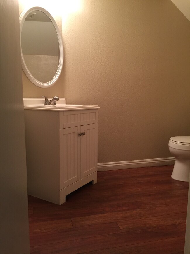 10676 Walnut St, Unit 10676 in Los Alamitos, CA - Building Photo - Building Photo