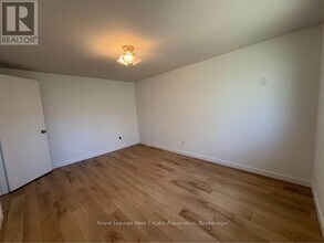 312 Pineview Gardens in Shelburne, ON - Building Photo - Building Photo