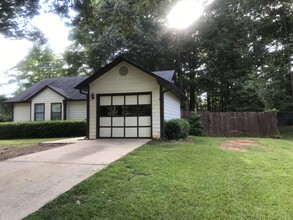 256 Old Atlanta Rd in Stockbridge, GA - Building Photo - Building Photo