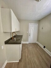 1314 N McDowell in Charlotte, NC - Building Photo - Building Photo