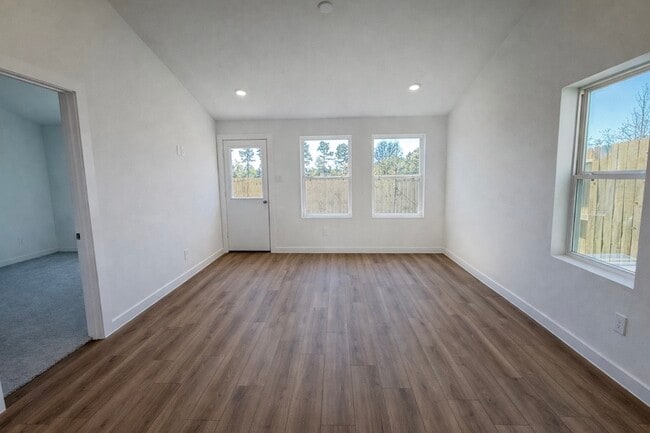 property at 2710 Discovery trails ct