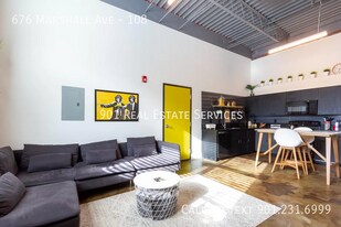 676 Marshall Ave in Memphis, TN - Building Photo