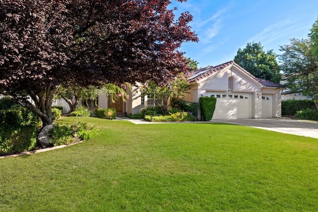 10904 Rockridge Way in Bakersfield, CA - Building Photo - Building Photo