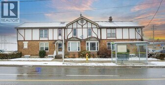 208 Ottawa Street S in Kitchener, ON - Building Photo