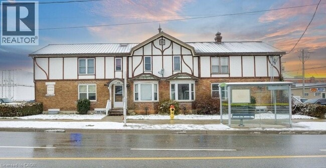 property at 208 Ottawa Street S